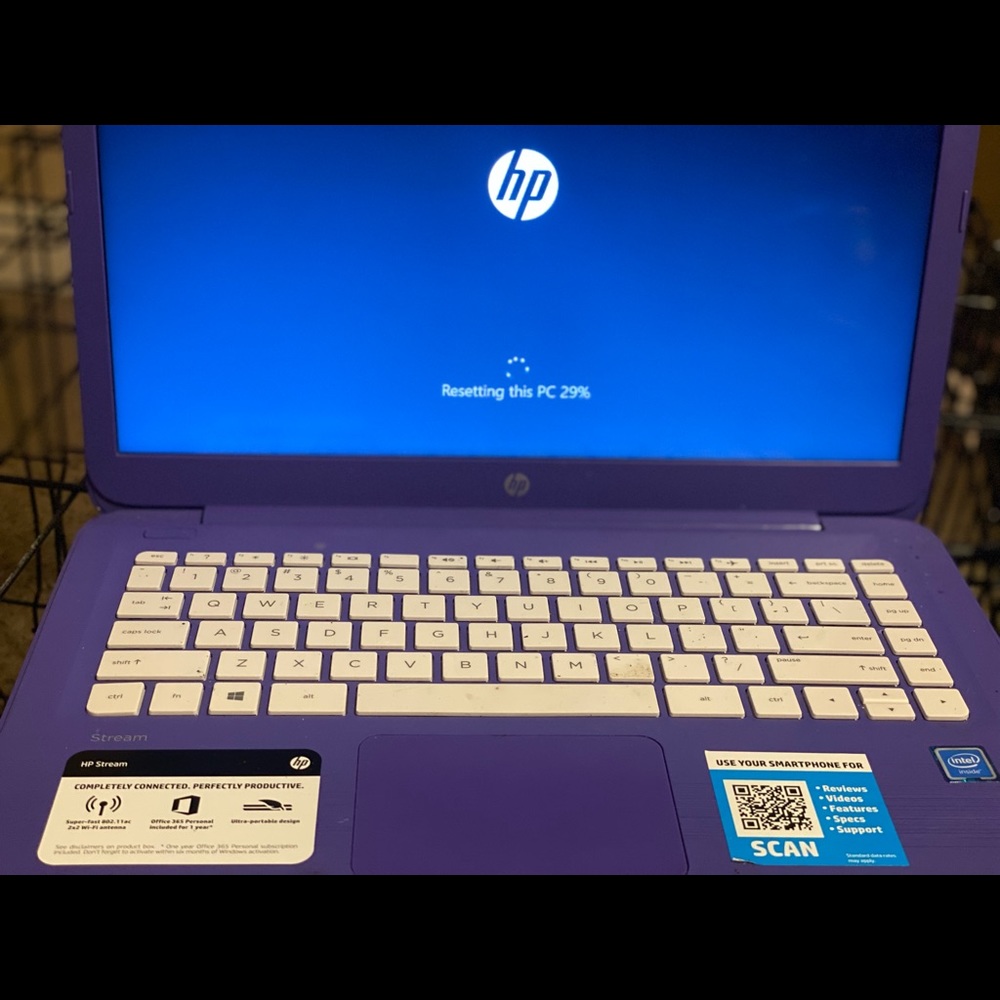 Stream Hp Model 14
